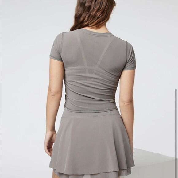 Vuori Hot Mesh T-Shirt - Picture 6 of 11